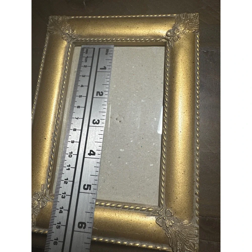 Fetco Vintage Gold Ornate Rope Border Picture Frame 4x6 Tabletop Decor